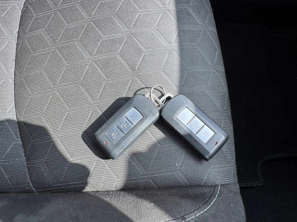 Mitsubishi ASX Dynamic White #63