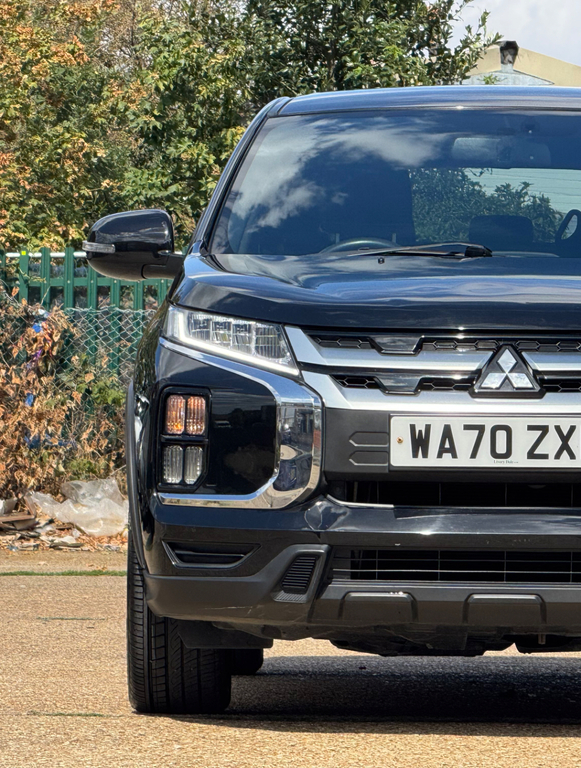 Mitsubishi ASX Dynamic White #66
