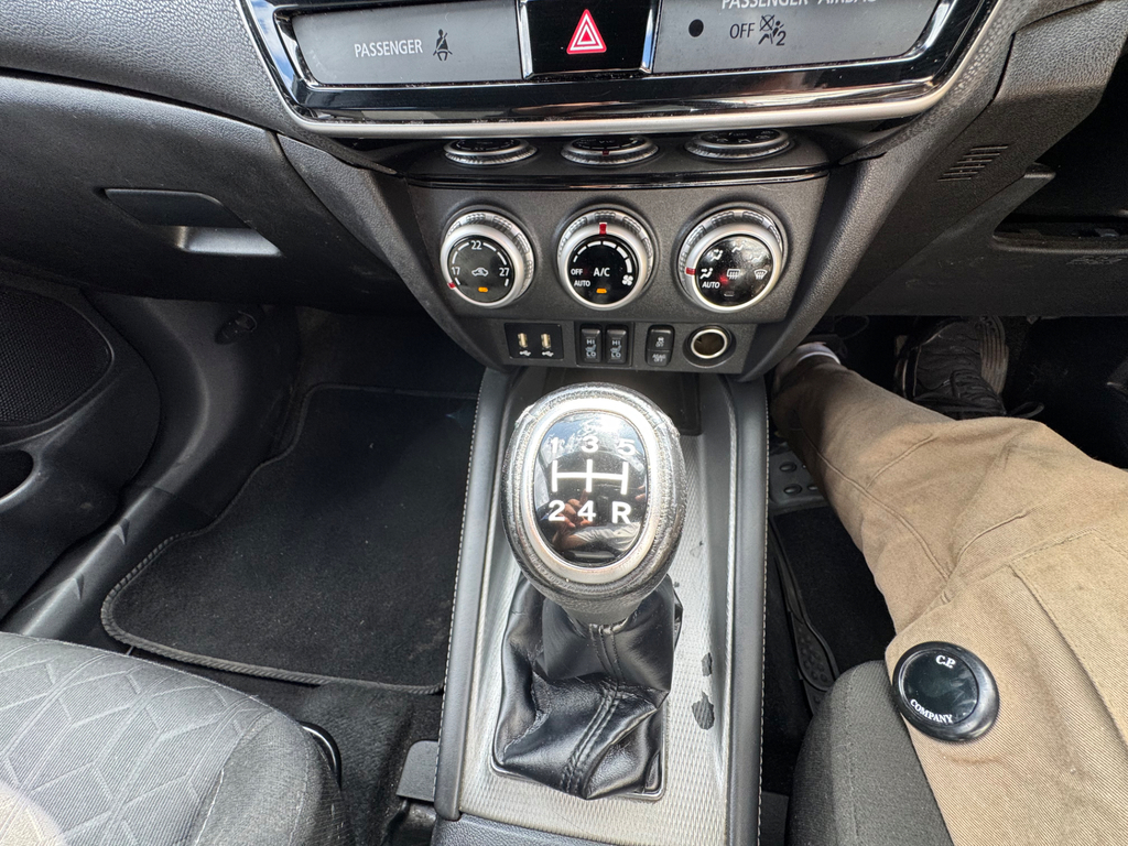 Mitsubishi ASX Dynamic White #54