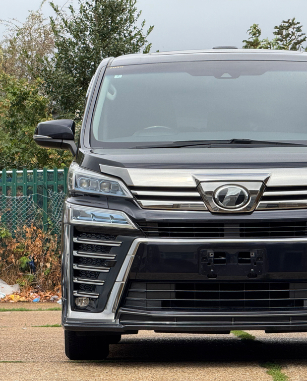 Toyota Vellfire 3.5 V6 Vellfire Executive Black #78
