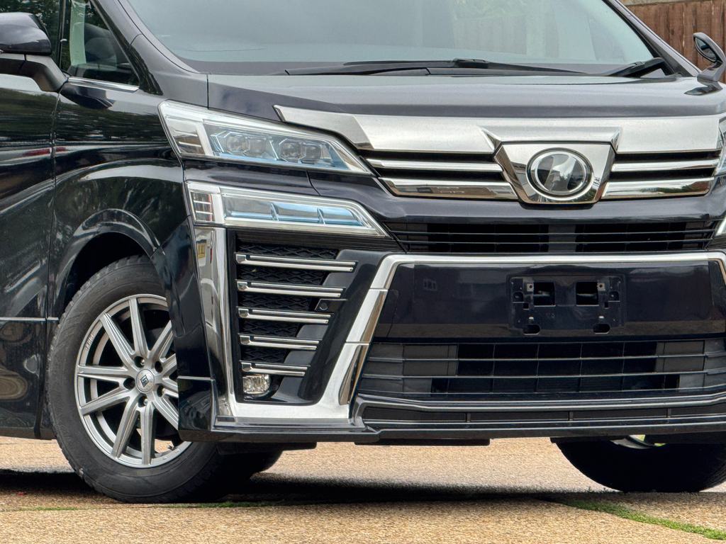 Toyota Vellfire 3.5 V6 Vellfire Executive Black #77