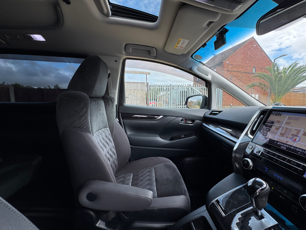 Toyota Vellfire 3.5 V6 Vellfire Executive Black #14
