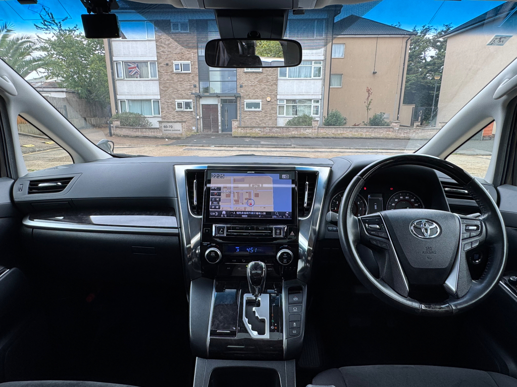 Toyota Vellfire 3.5 V6 Vellfire Executive Black #47