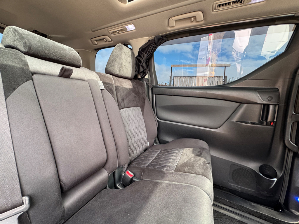 Toyota Vellfire 3.5 V6 Vellfire Executive Black #31