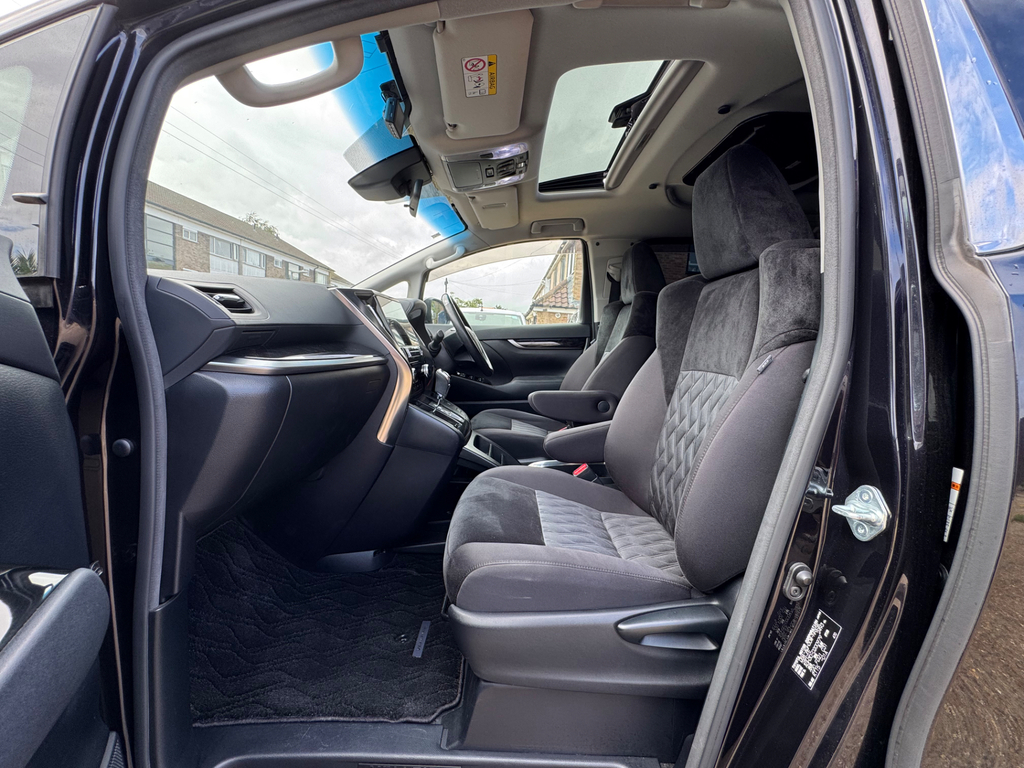 Toyota Vellfire 3.5 V6 Vellfire Executive Black #19