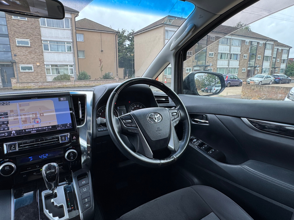 Toyota Vellfire 3.5 V6 Vellfire Executive Black #48