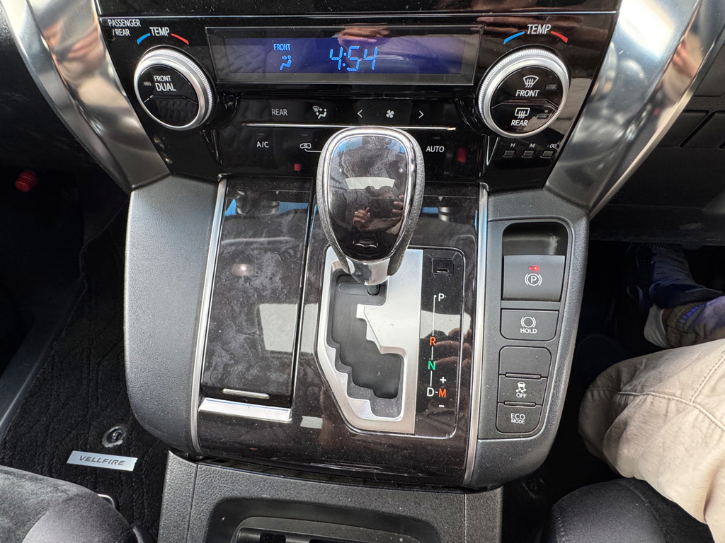 Toyota Vellfire 3.5 V6 Vellfire Executive Black #54