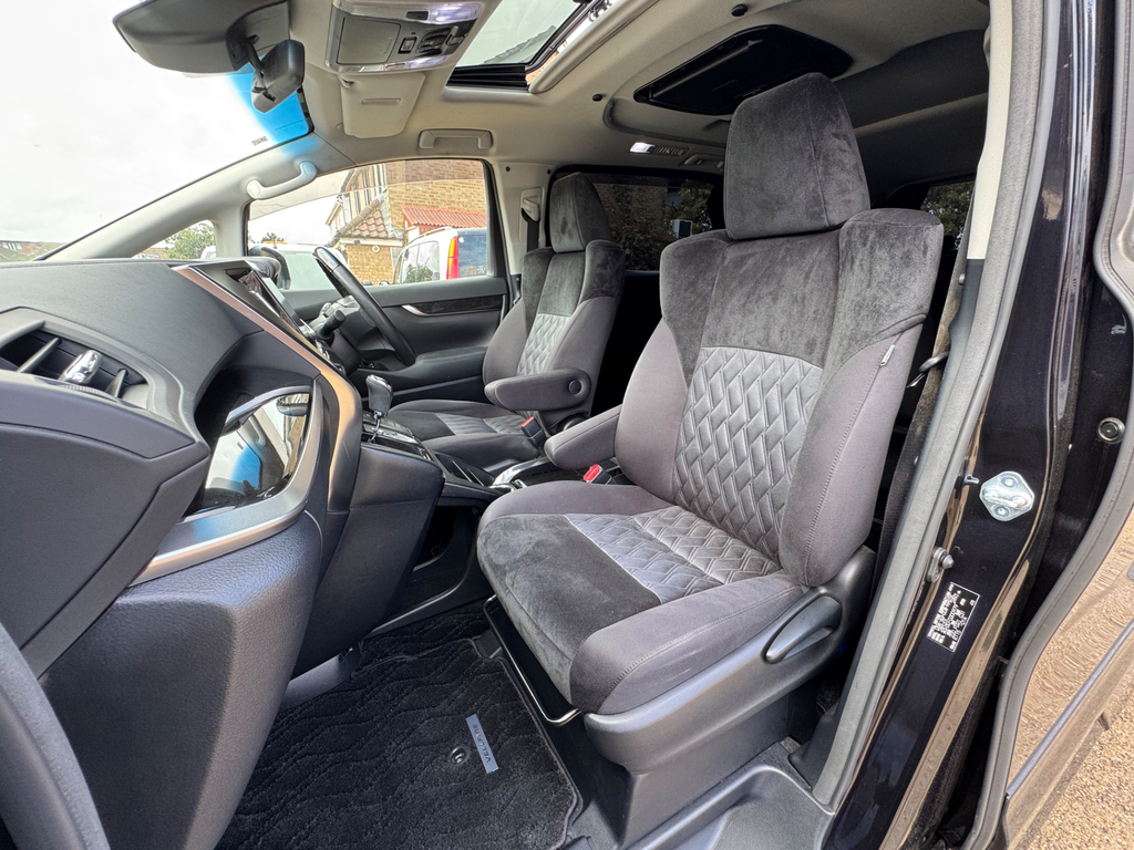 Toyota Vellfire 3.5 V6 Vellfire Executive Black #20