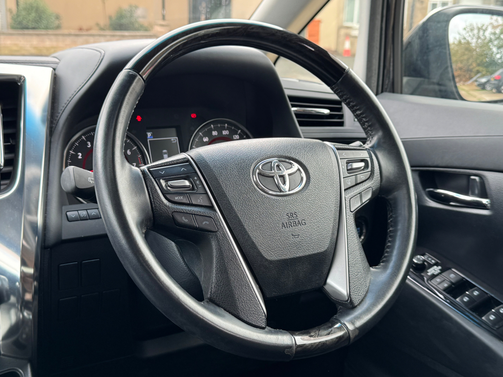 Toyota Vellfire 3.5 V6 Vellfire Executive Black #49