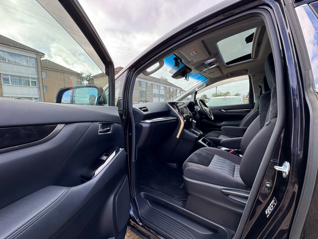 Toyota Vellfire 3.5 V6 Vellfire Executive Black #16