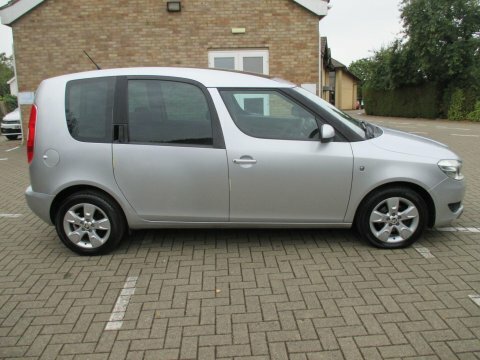 Skoda Roomster 1.2 Tsi Se Silver #6