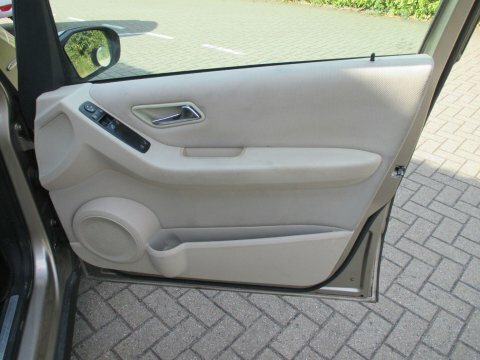 Mercedes-Benz A Class Hatchback Silver #40