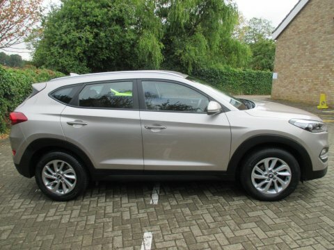 Hyundai Tucson 2.0 Crdi Se White #6