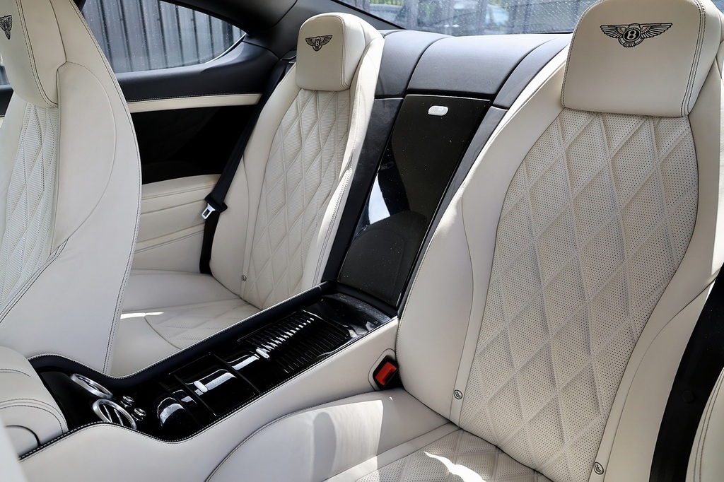 Bentley Continental Gt Gt Black #17