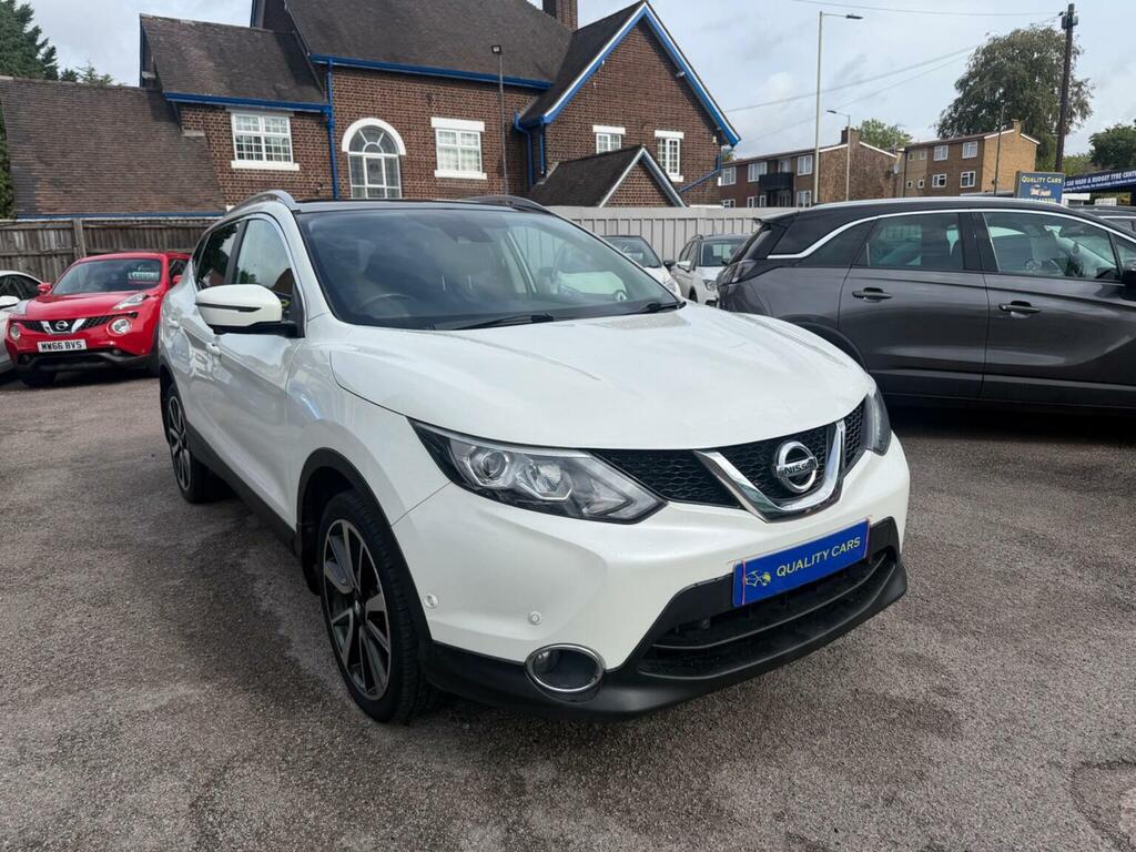 Nissan Qashqai Suv 1.2 Dig-t Tekna 2Wd Euro 6 Ss 201717 White