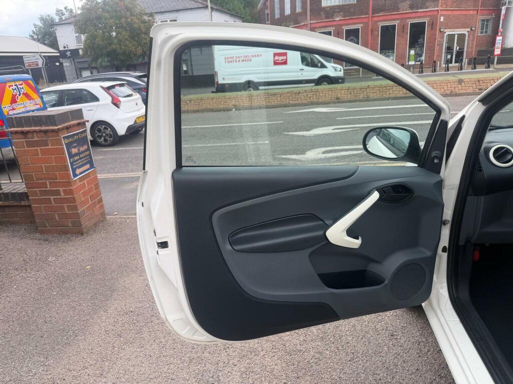 Ford KA Edge Red #10
