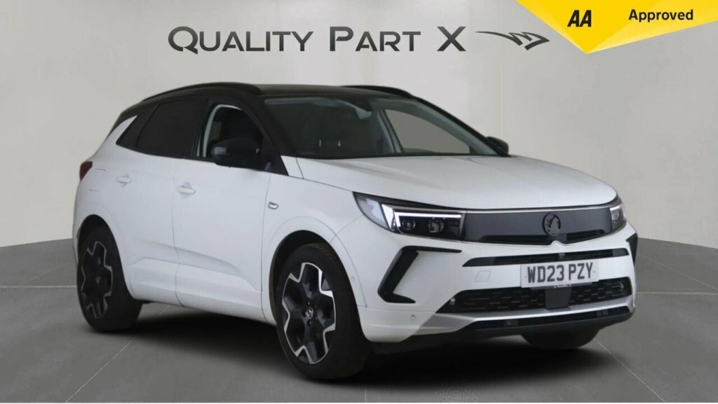 Vauxhall Grandland Suv White