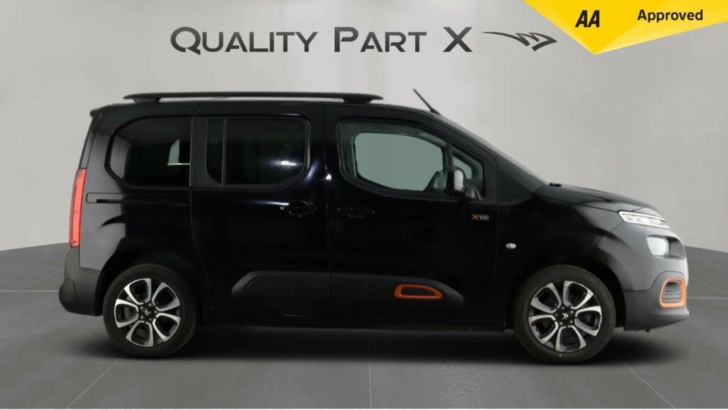 MG ZS Suv MF23ZKX Black #4