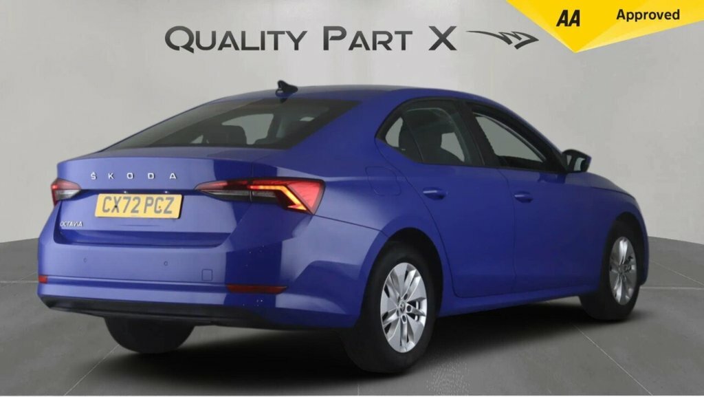 Skoda Octavia Hatchback CX72PCZ Blue #6