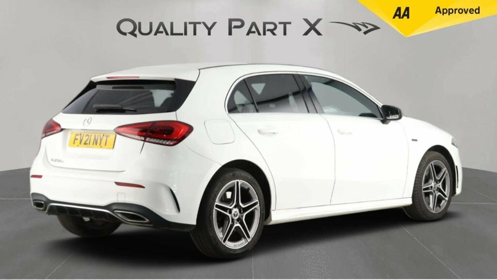 Mercedes-Benz A Class Hatchback FV21NYT White #3