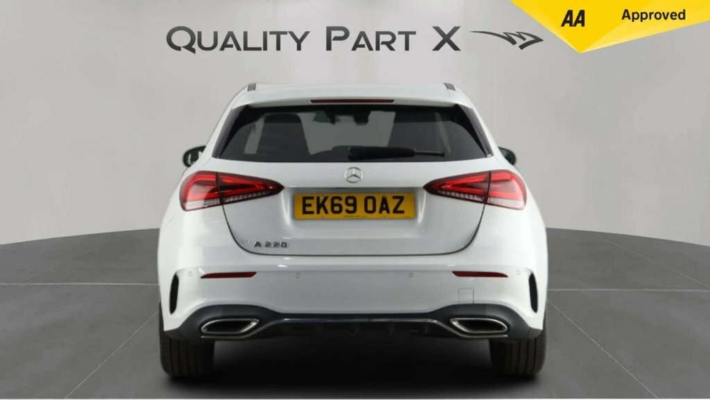 Mercedes-Benz A Class 2L Amg Line EK69OAZ White #6