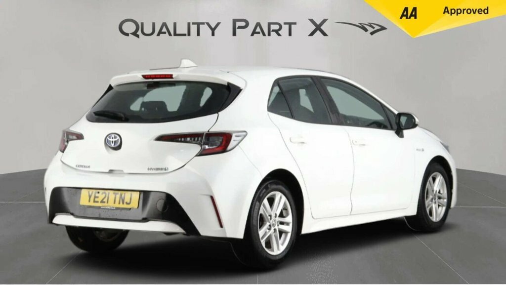 Toyota Corolla Hatchback YE21TNJ White #3