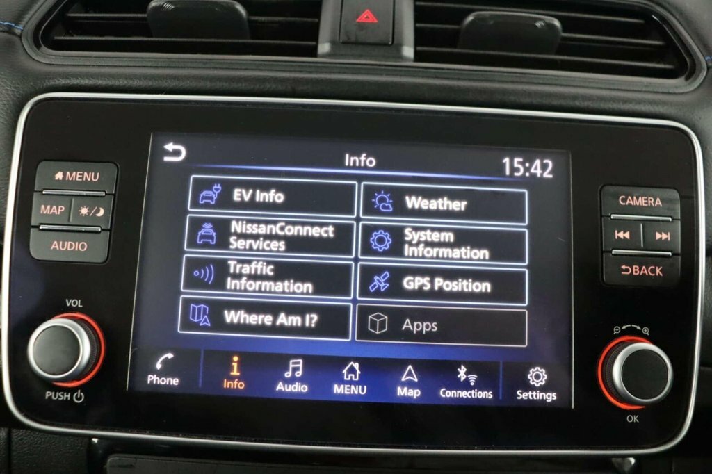 Nissan Leaf 39Kwh Acenta Hatchback 150 Ps Red #33