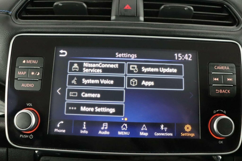 Nissan Leaf 39Kwh Acenta Hatchback 150 Ps Red #35