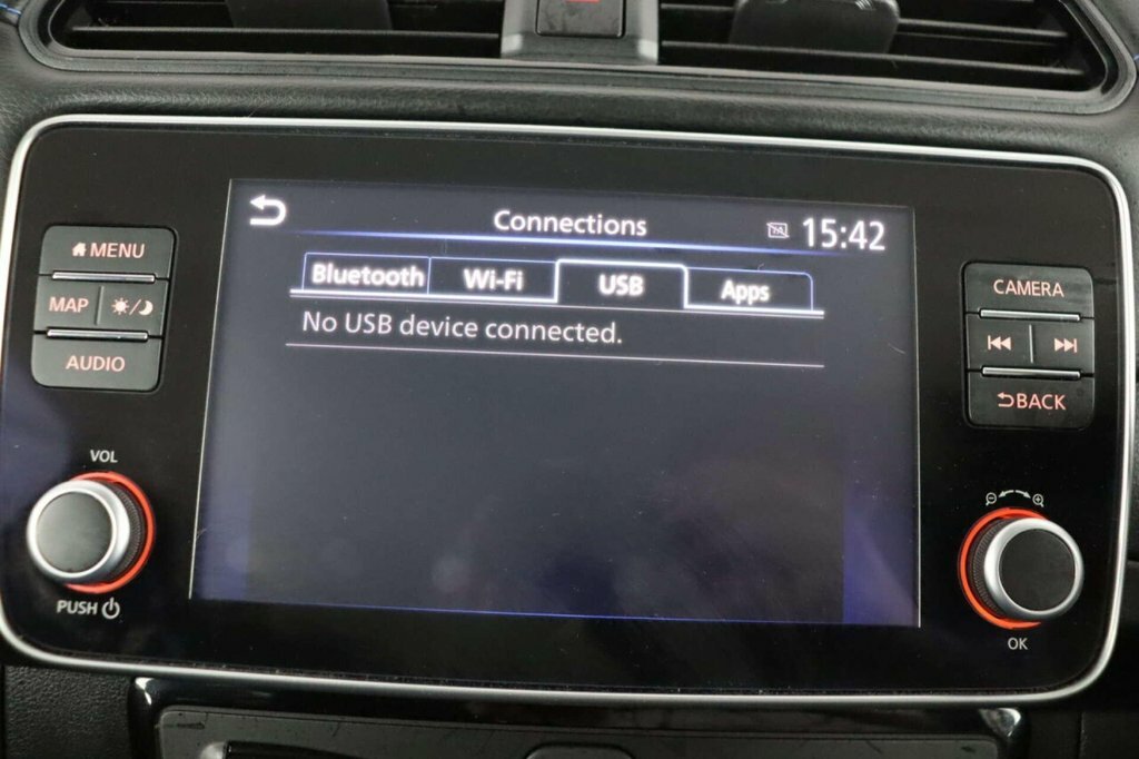 Nissan Leaf 39Kwh Acenta Hatchback 150 Ps Red #31