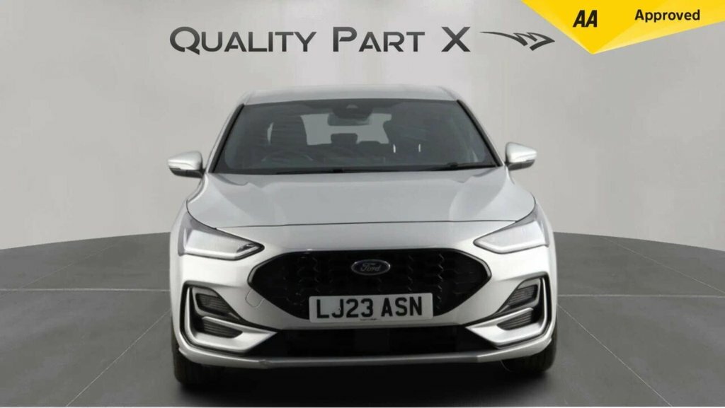 Ford Focus Hatchback LJ23ASN Silver #3