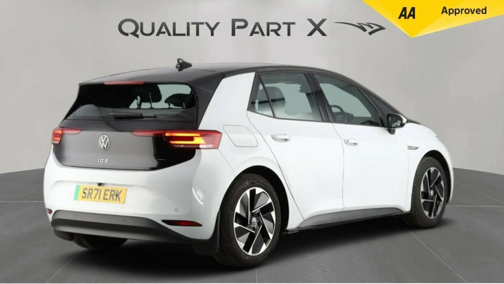 Volkswagen ID.3 Hatchback White #6