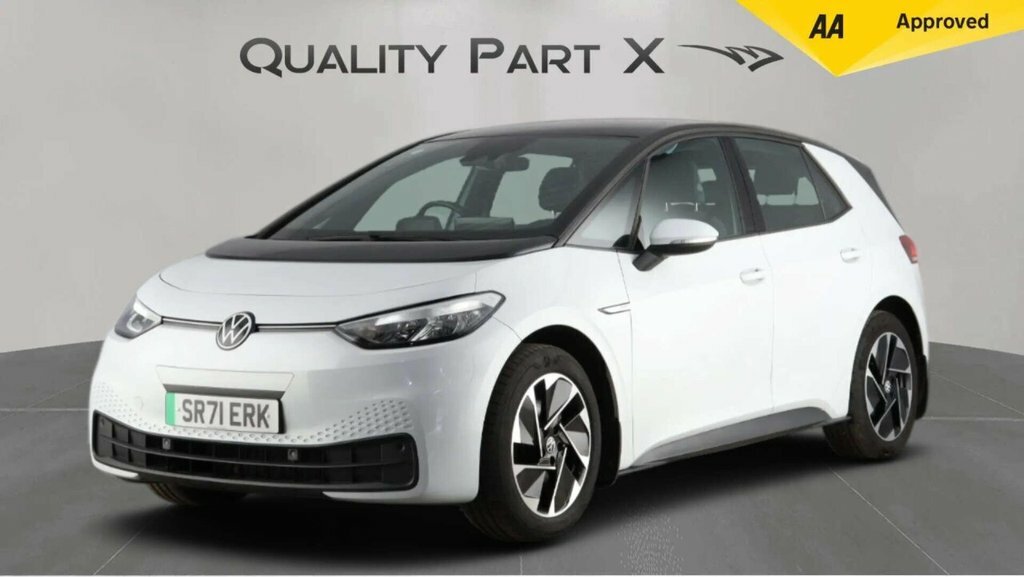Volkswagen ID.3 Hatchback White #4