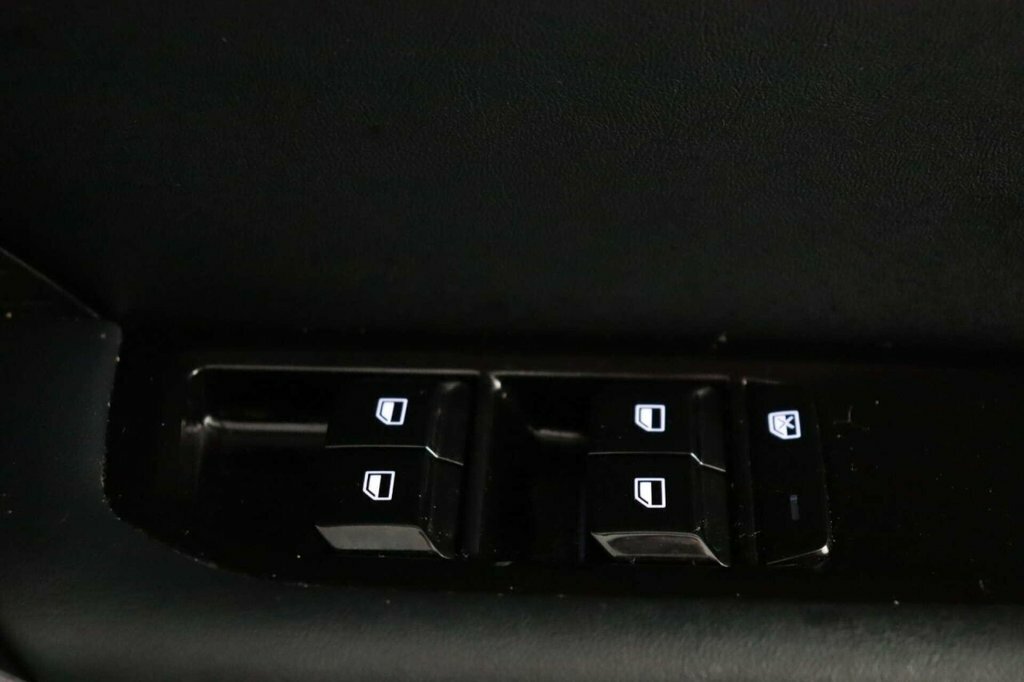 MG 1100 51Kwh Se Hatchback Blue #18