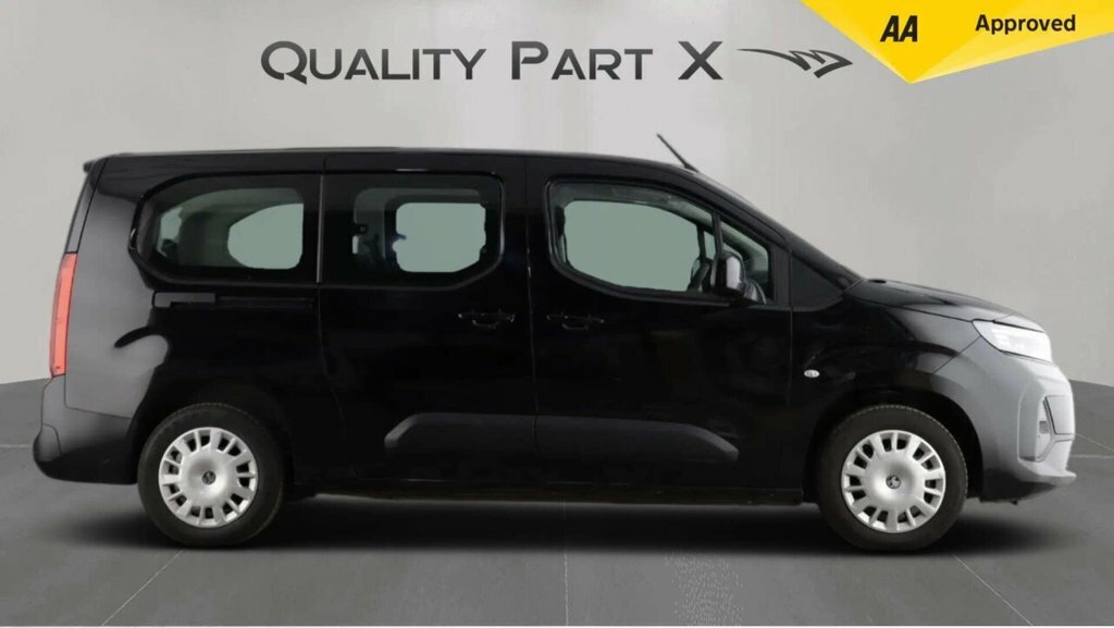 Vauxhall Combo-e Life Mpv Black #5