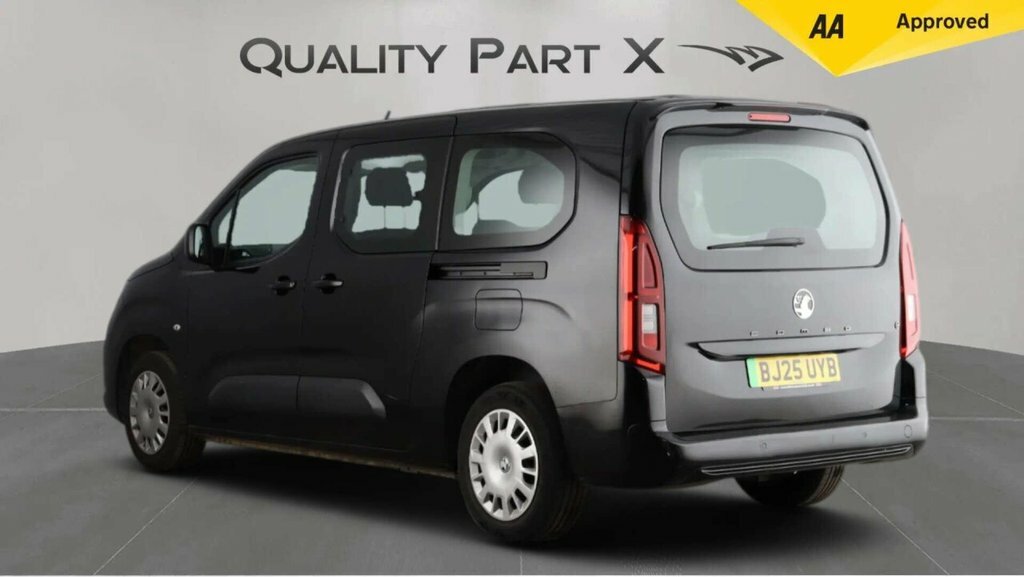 Vauxhall Combo-e Life Pro White #8