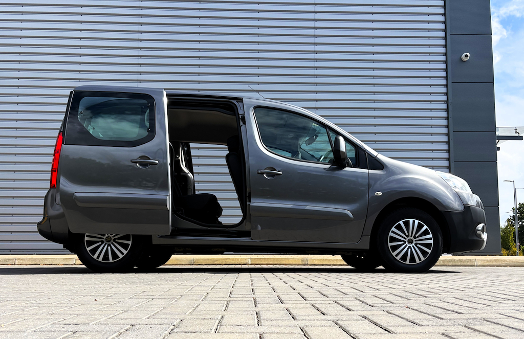 Peugeot Partner Mpv Grey #4