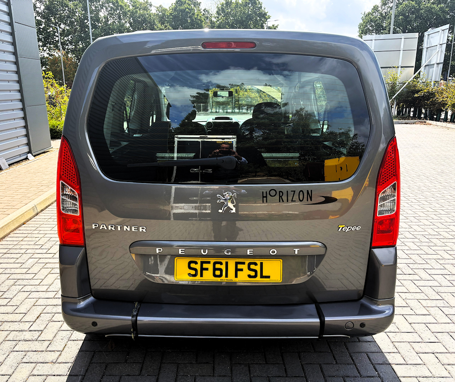 Peugeot Partner Tepee Tepee Urban Silver #8