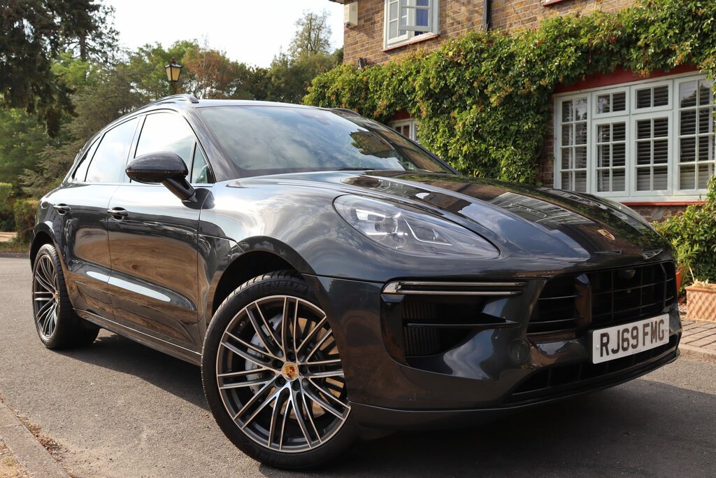 Porsche Macan 2.9T Turbo Pdk 4Wd Grey