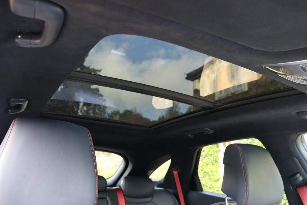 Genesis GV70 Premium Black #9