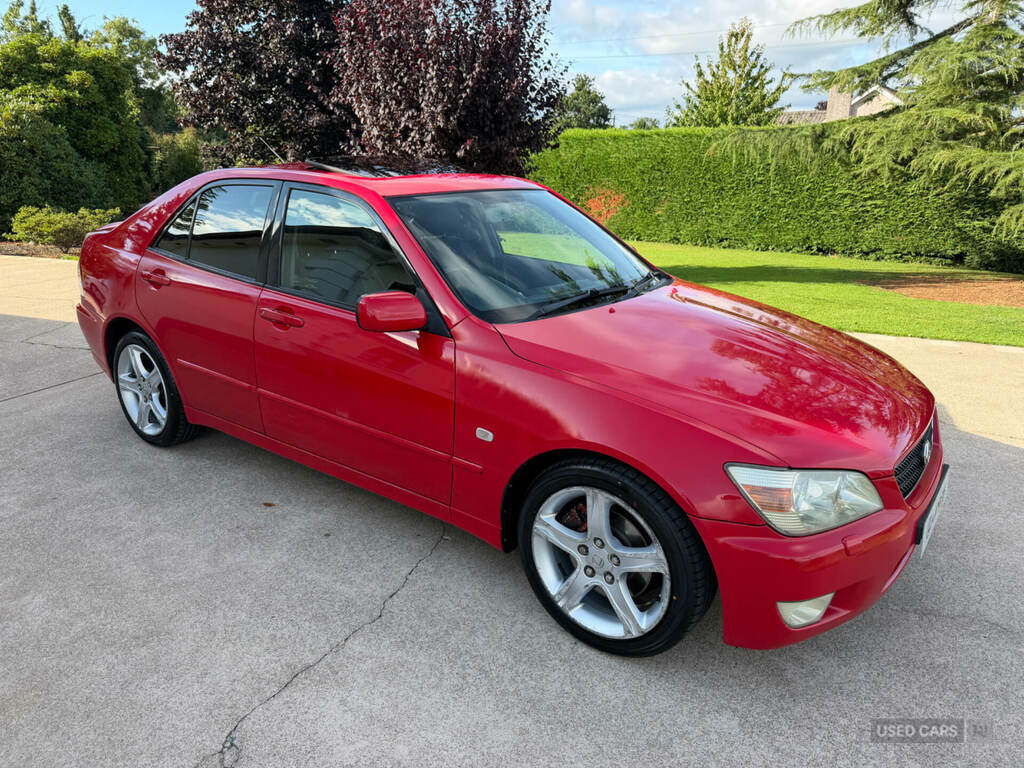 Lexus IS 2.0 200 Se Silver #1