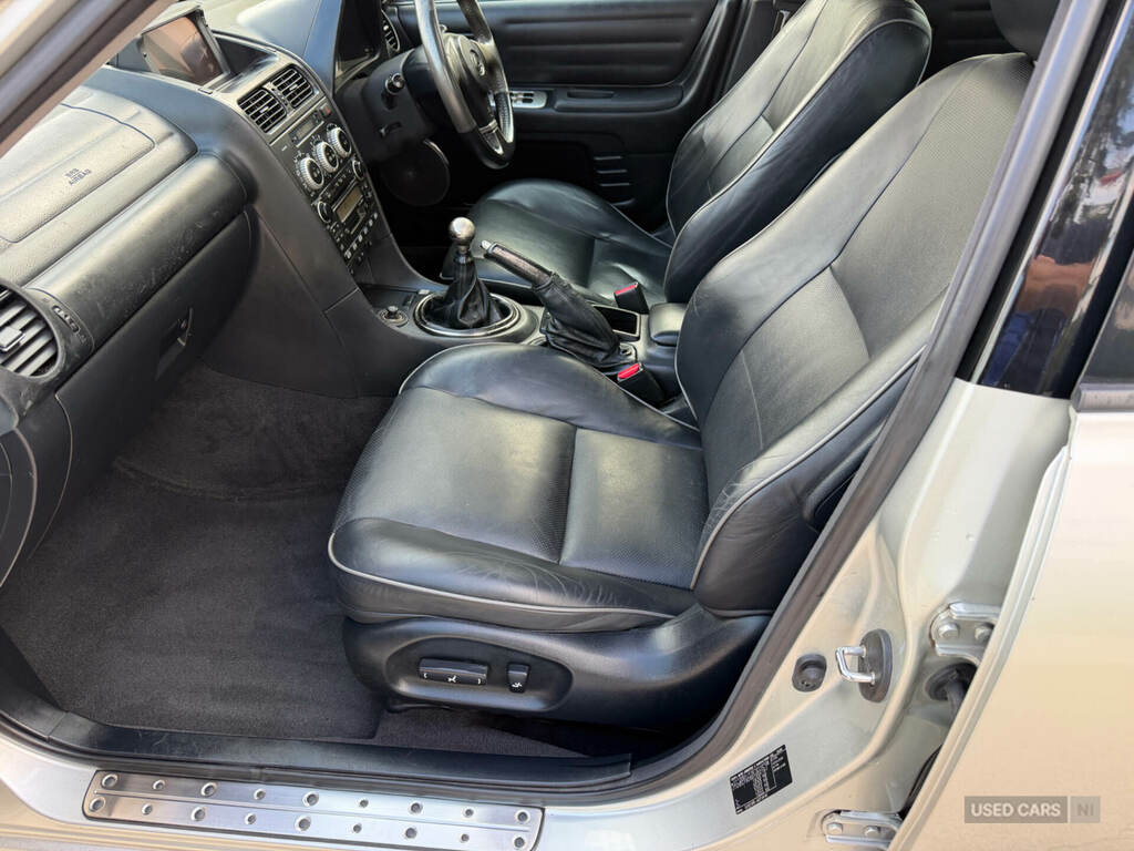 Lexus IS 2.5 Se Silver #19