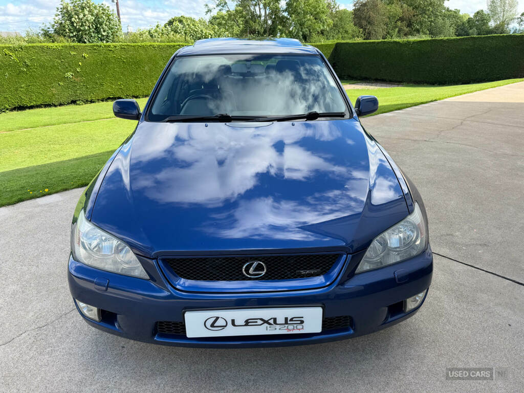 Lexus IS 200 2.0 Se Blue