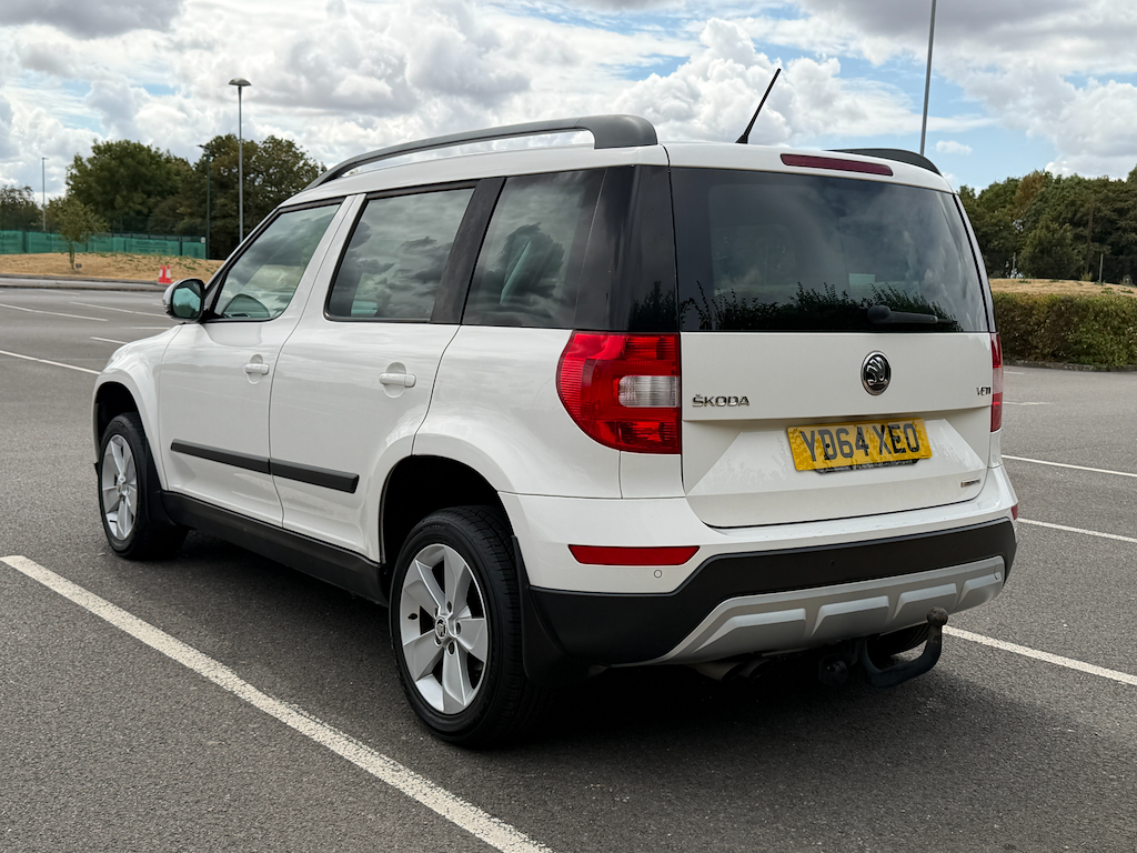 Skoda Yeti 1.6 Tdi Greenline II Se Outdoor White #5
