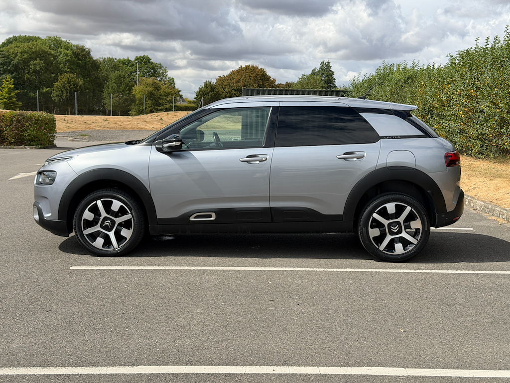 Citroen C4 Cactus 1.5 L 1.5 Bluehdi Flair Hatchback Manua Grey #4