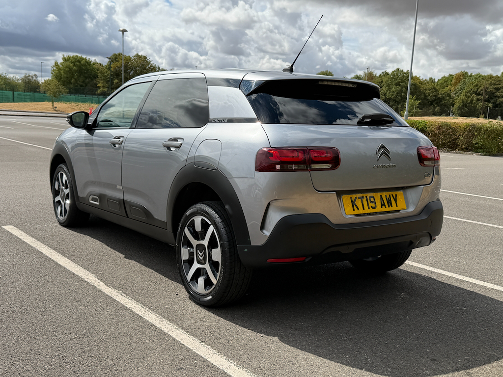 Citroen C4 Cactus 1.5 L 1.5 Bluehdi Flair Hatchback Manua Grey #5