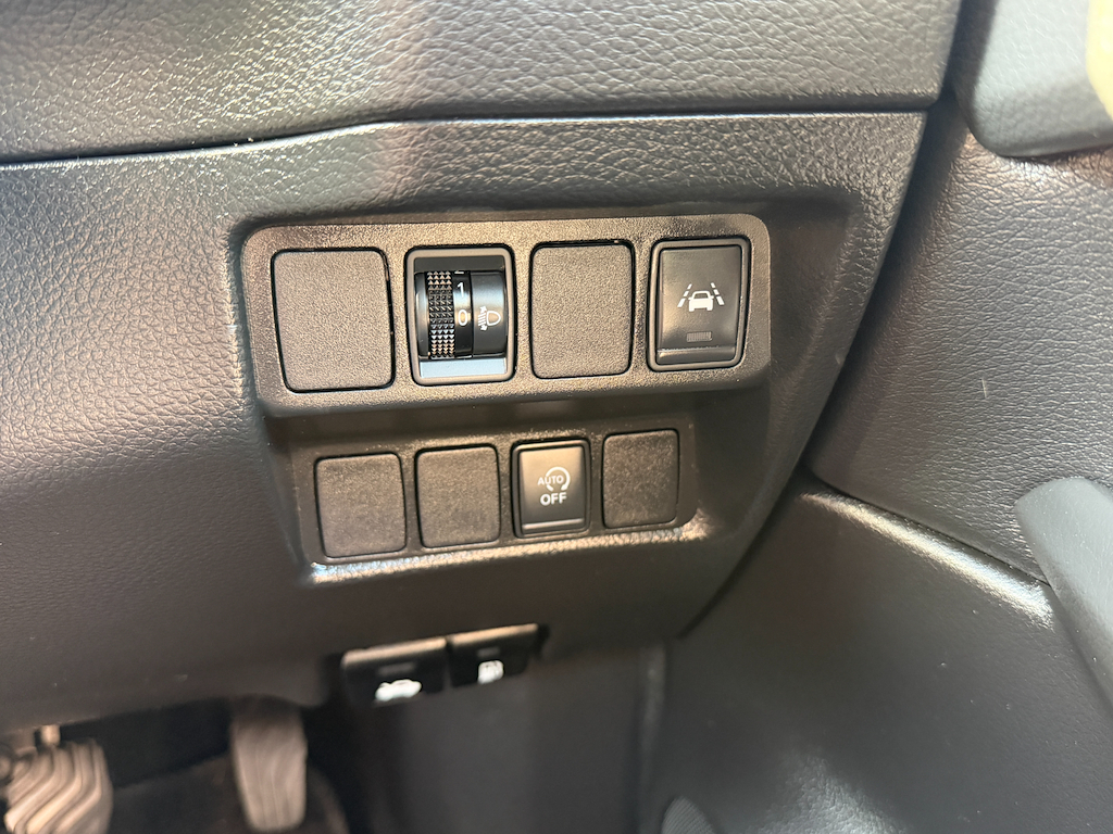 Nissan Qashqai Suv 1.2 Dig-t N-connecta Euro 6 Ss 201867 Grey #15