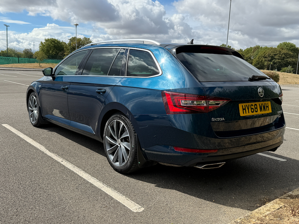 Skoda Superb 2.0 Tsi Laurin Amp Klement Estate Dsg Blue #5