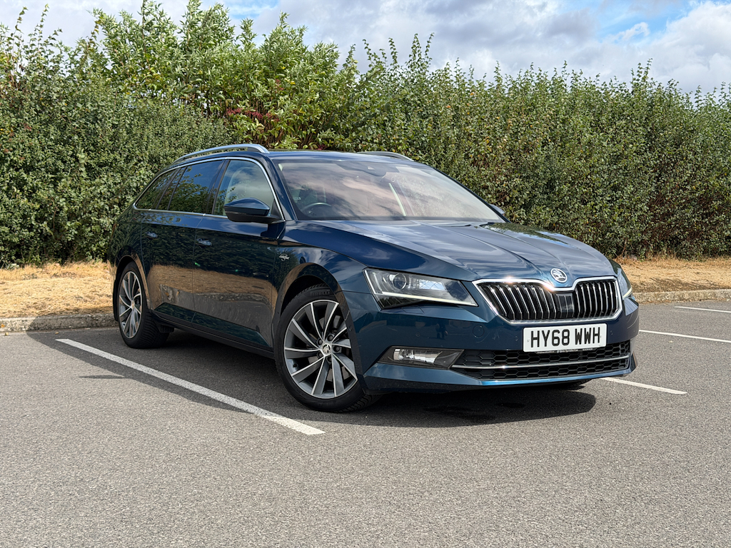 Skoda Superb 2.0 Tsi Laurin Amp Klement Estate Dsg Blue