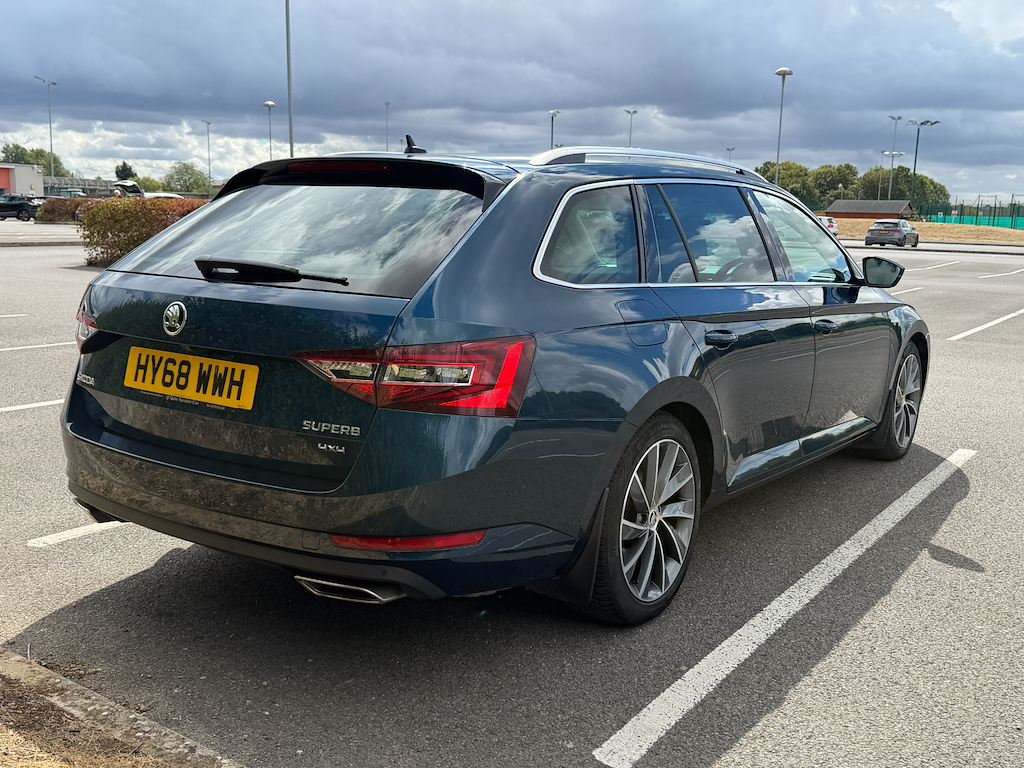 Skoda Superb Superb Se L Executive Tdi Black #7