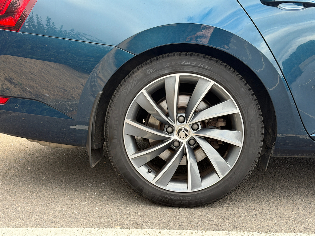 Skoda Superb Superb Se L Executive Tdi Black #30